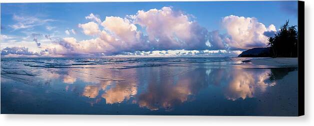 Hawaii Reflections Panorama - Canvas Print