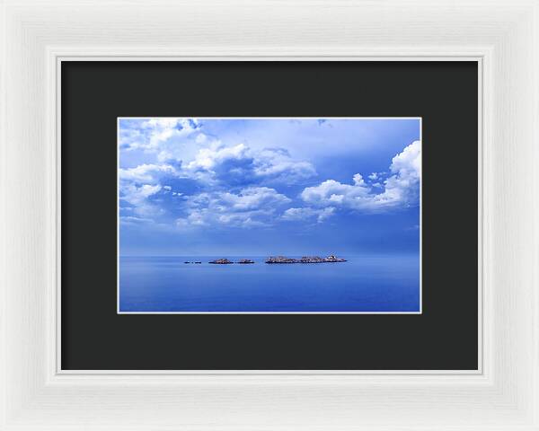 Isolated Serentiy - Framed Print