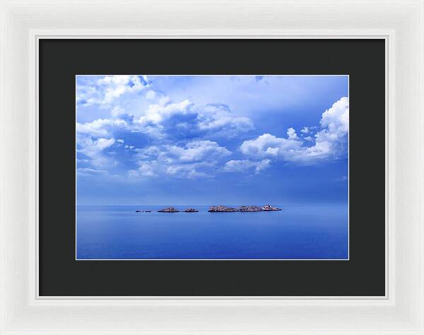 Isolated Serentiy - Framed Print