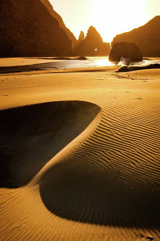 Sculpted Sand on an Oregon beach - Art Print